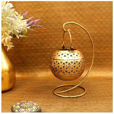 Handpainted Iron Stand With Round Tea-Light Candles