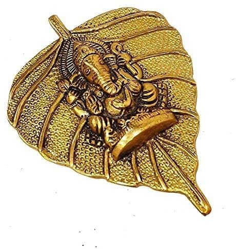 Naturals Export Aluminium Ganesha on Gold Plated Leaf Wall Hanging Décor (Pack of 1)