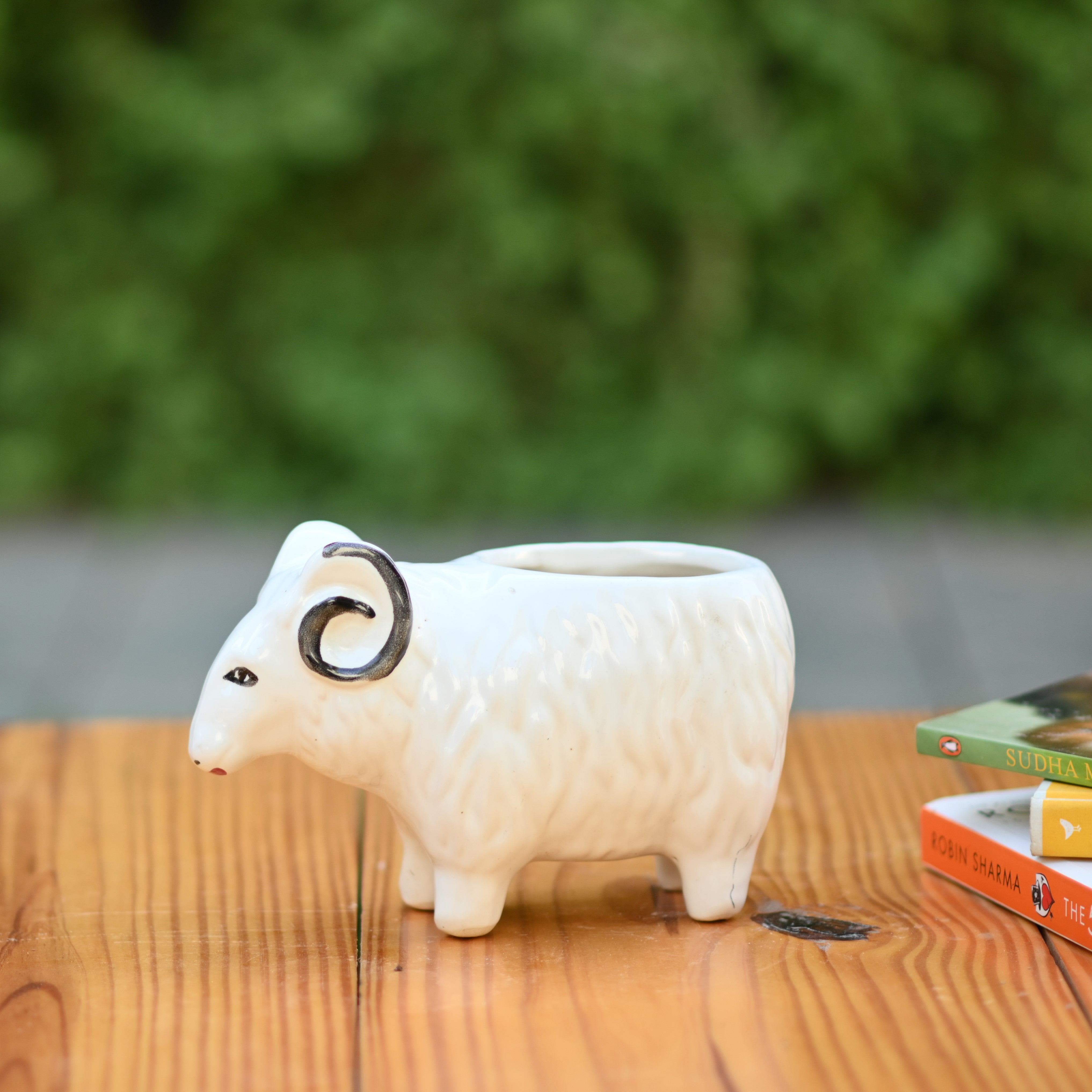 Ceramic Sheep Design Pot