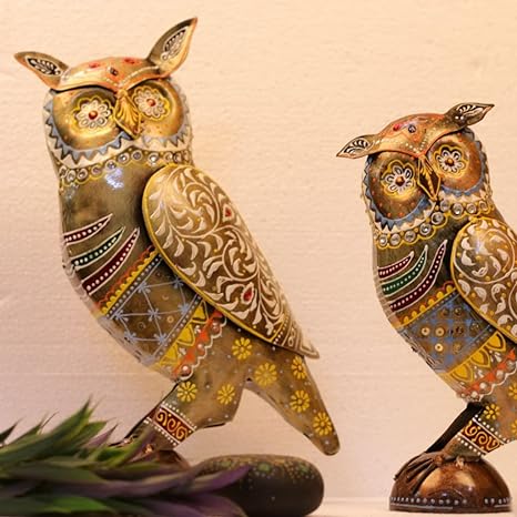 Handpainted Metal Owl Showpiece- Set of 2