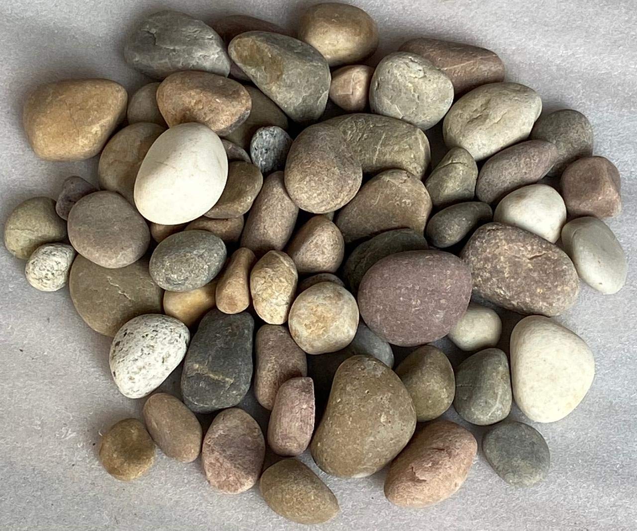 StoneStories Mixed Sized Pebbles (15 Kgs)