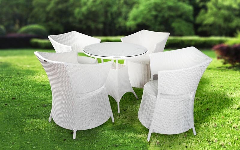 Dreamline Garden Patio Coffee Table Set (1+4), 4 Chairs And Round Table (White)