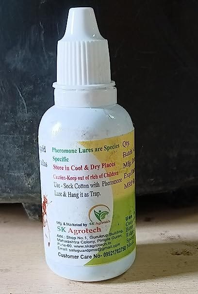 Sk Agrotech Bactrocera Dorsailas Fruit Fly Pheromone Recharge Liquid (25ml Bottle)