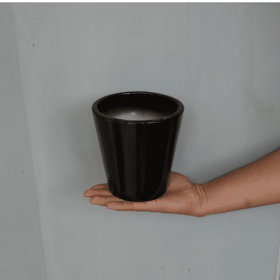 YELLOWTABLE Apollo Ceramic Flower Pot / Planter for Indoor and Outdoors, Medium, Dia: 5.7 Inch