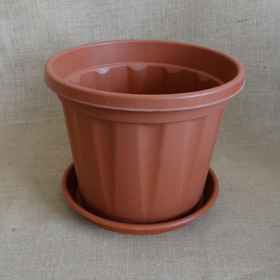 HARSHDEEP Plastic 7 Inch Grower Pot With 7 Inch Tray
