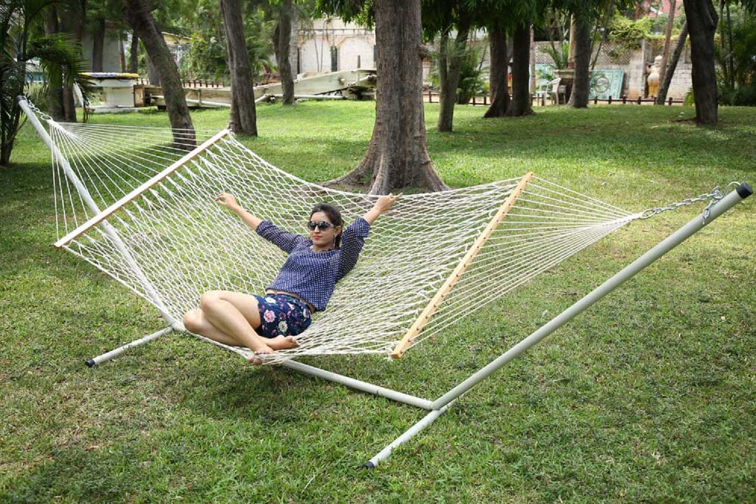 Buy UV resistant Rope Outdoor Hammock with Wooden Bars, Weight