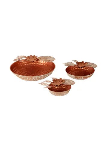 Amaya Decors Flower Design Urli - Set of 3