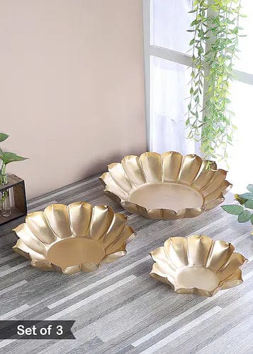 Amaya Decors Set of 3 Metal Lotus Urli